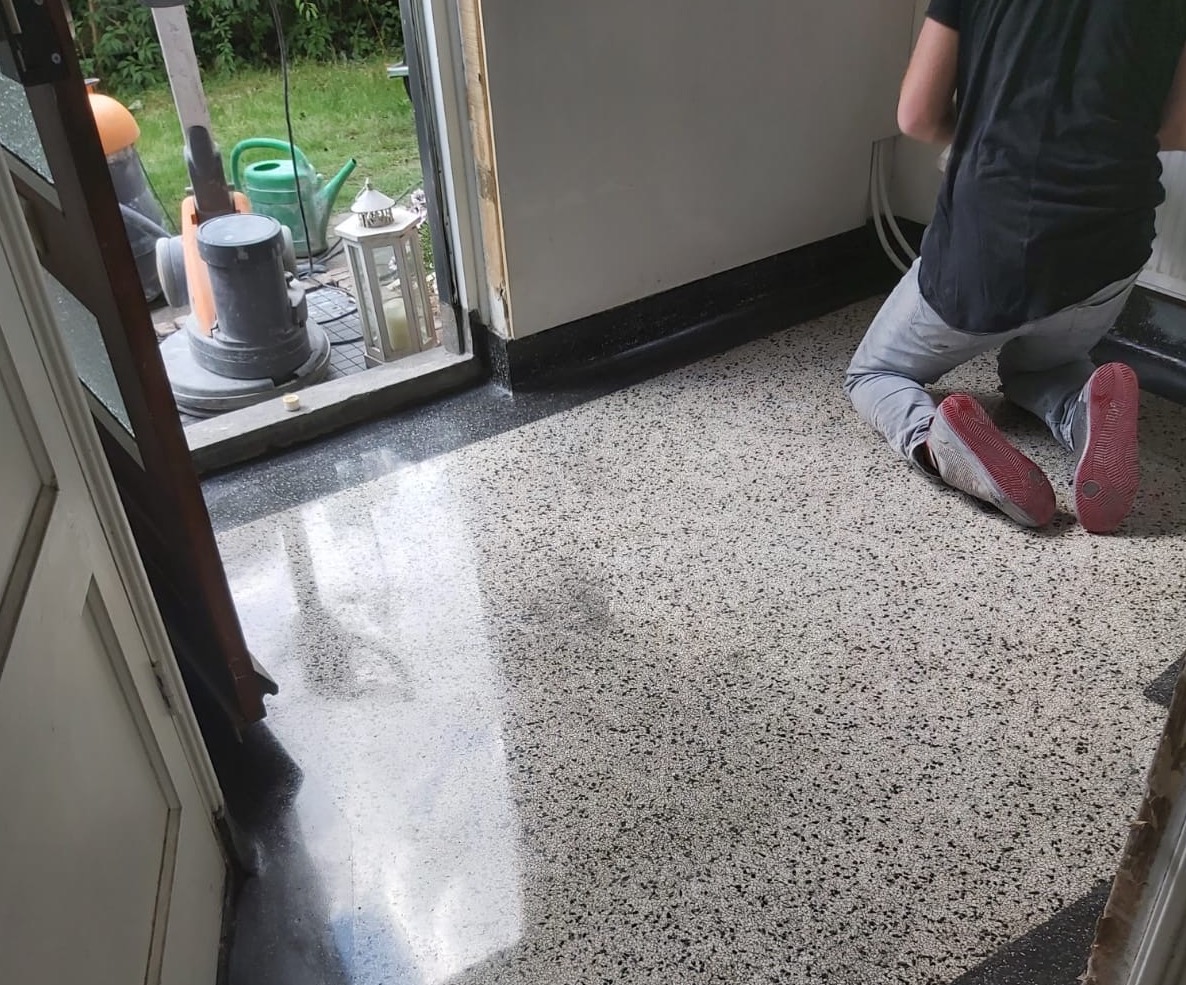 In beweging Bijwerken Matron Terrazzo vloer schoonmaken | Pro Floor Care | Terrazzo schoonmaken